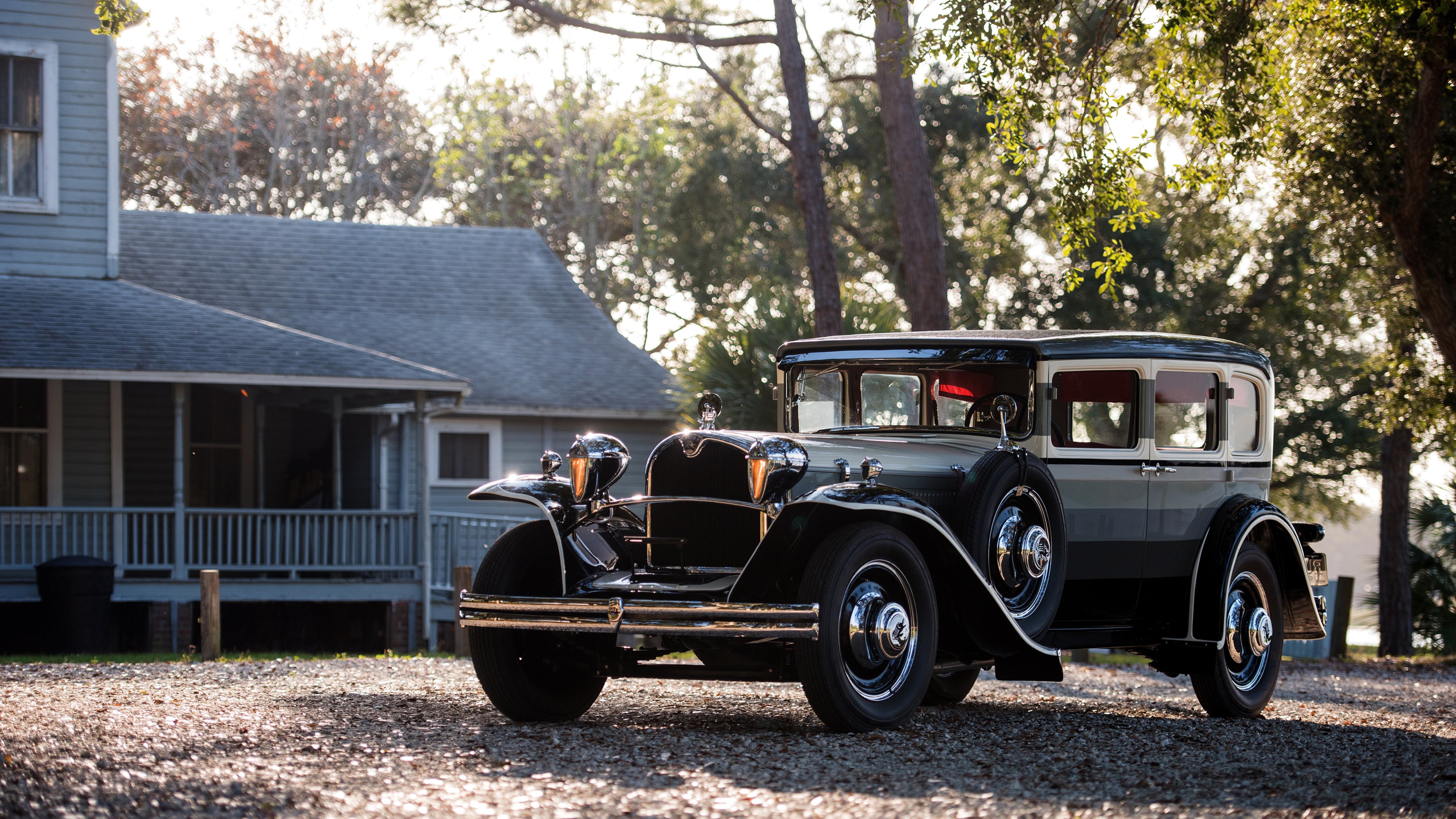 夜光自行车环城赛，灯火辉煌中的速度激情，自行车夜骑照明选择