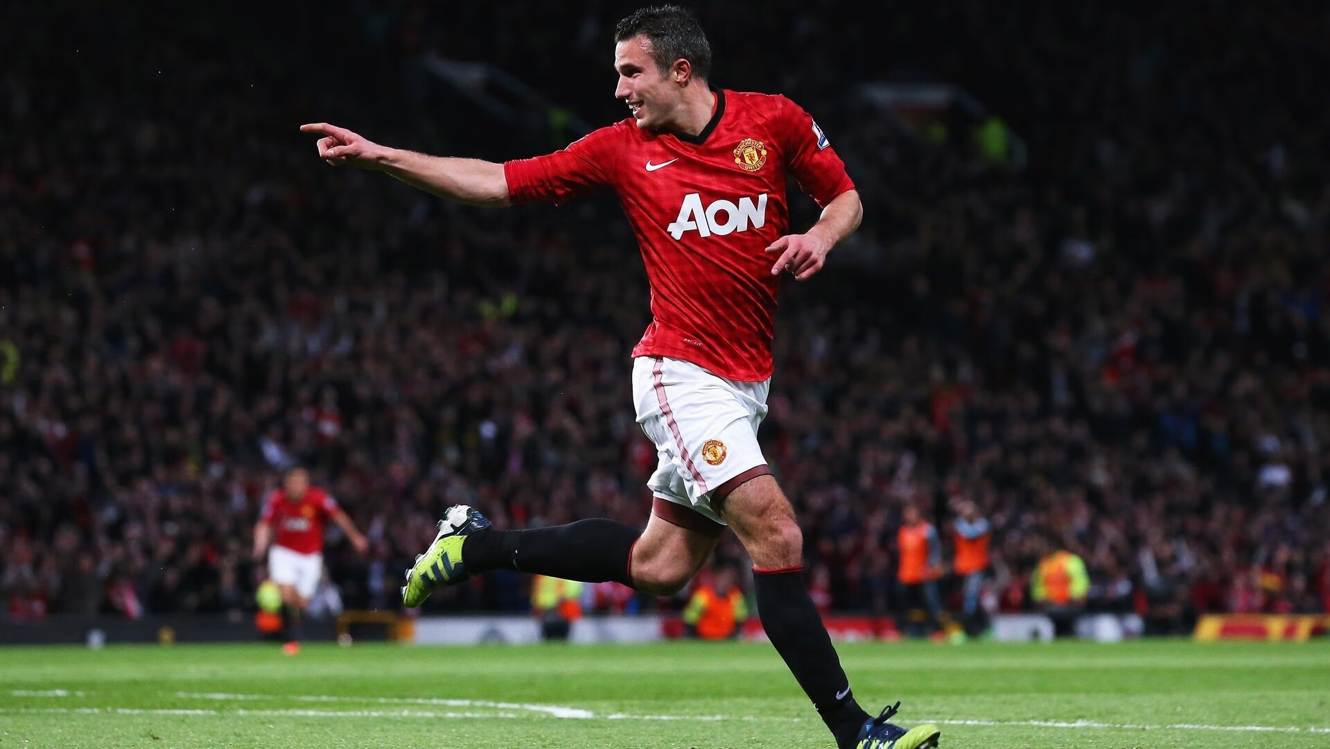 强者对决：火箭与狂热之战将掀起风浪