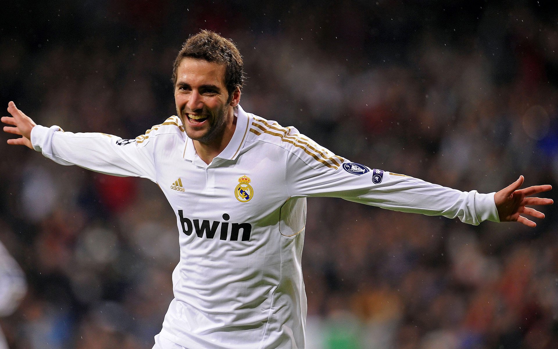 非洲球队队长受伤下场,球队实力受损,非洲的球队